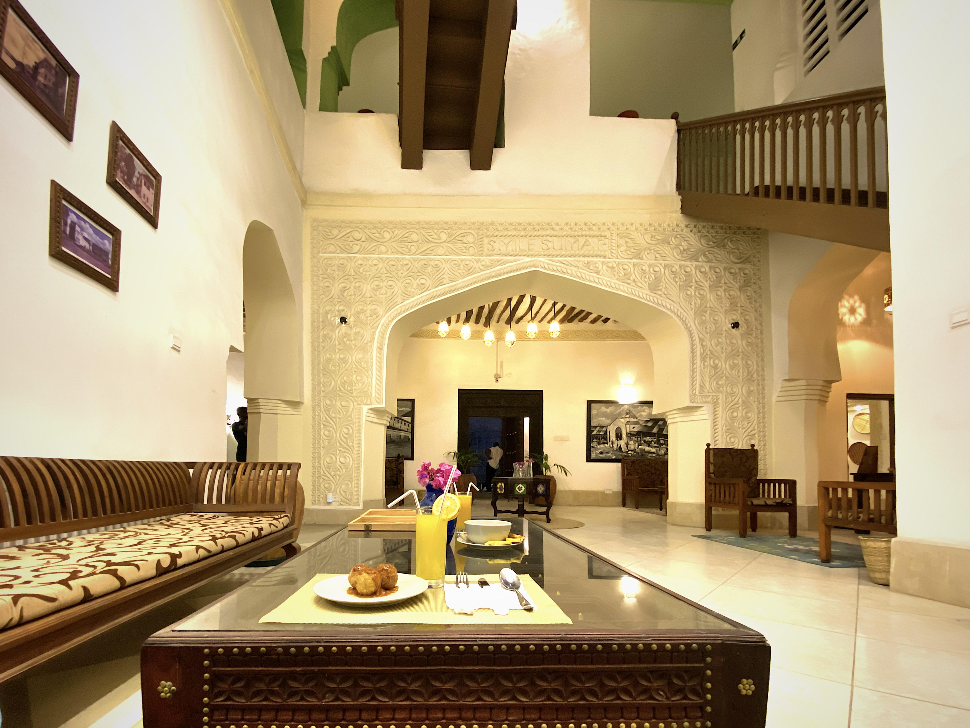 Smiles Stone Town Hotel Zanzibar Buitenkant foto